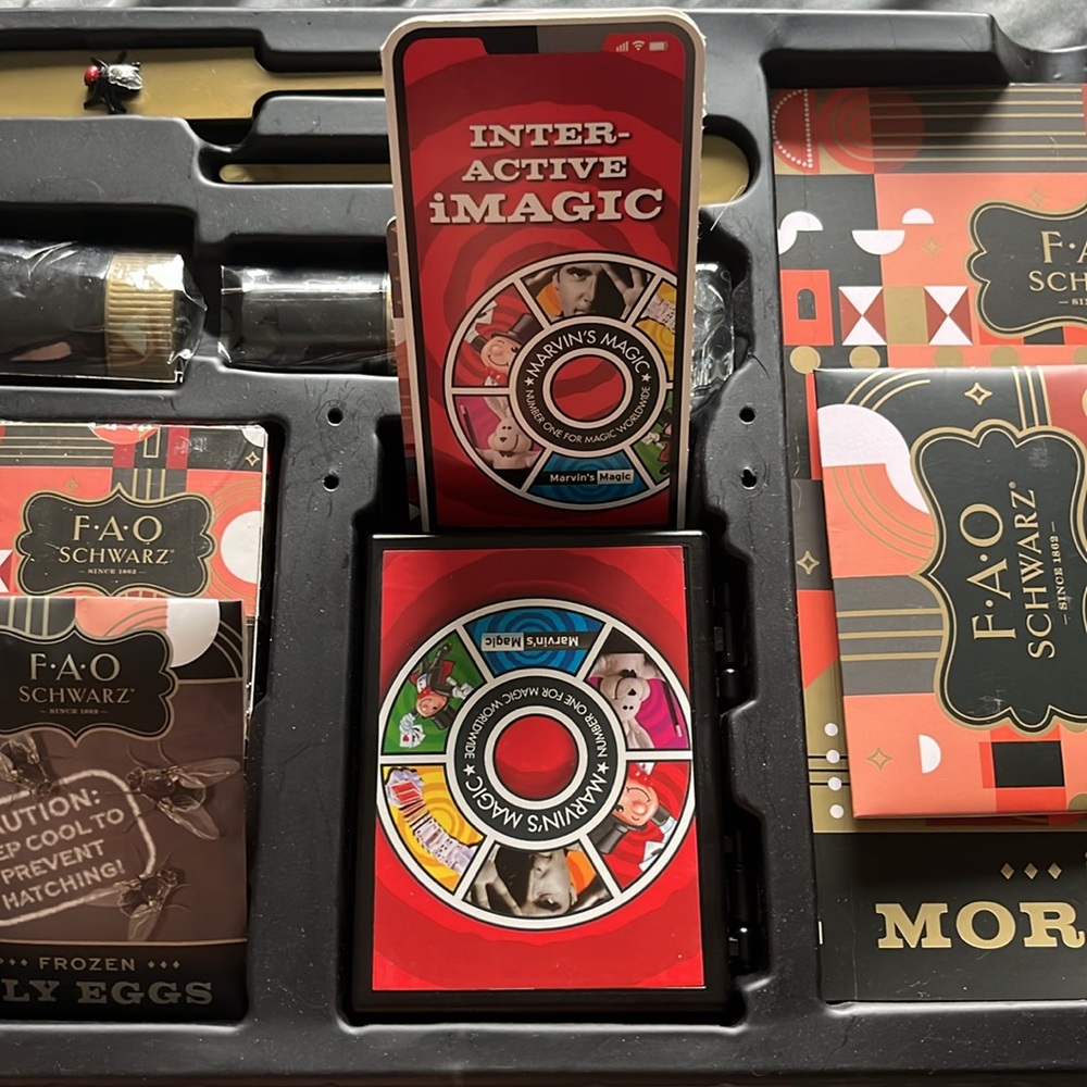 FAO SCHWARZ INTERACTIVE ILLUSIONS I MAGIC 23pc SET🪄🕴️🦄🧞‍♀️🧜‍♀️🔮🦋♾️🆕📱